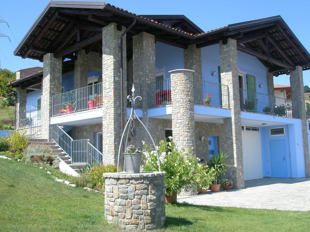 La Casa Blu Lägenhet Montegrosso dʼAsti Rum bild
